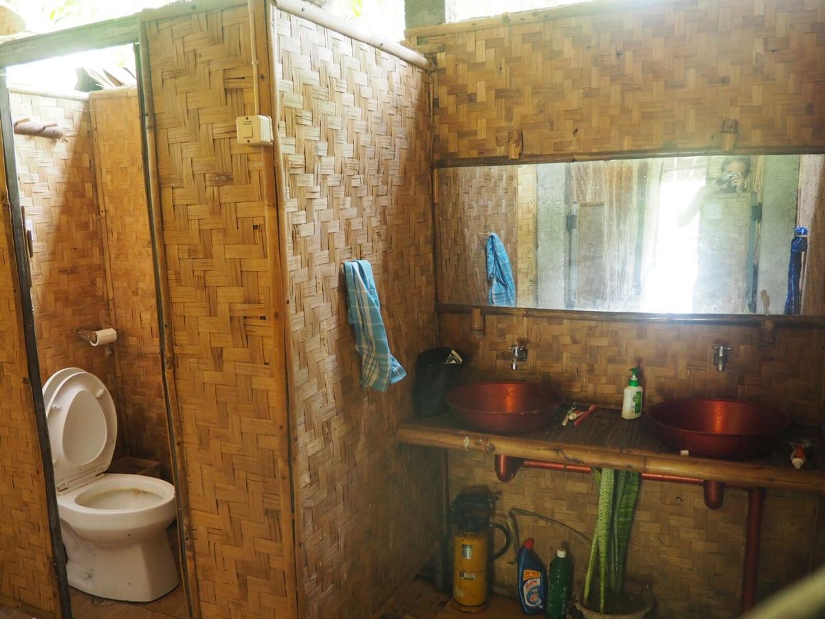 Хостел D'Jarwo House Batukaras Екстер'єр фото